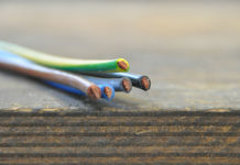 Kabel solarny istotnym elementem instalacji fotowoltaicznej Kabel solarny istotnym elementem instalacji fotowoltaicznej