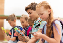 Jaki wzór etui wybrać dla dziecka?