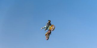 Jakie zawody wygina?