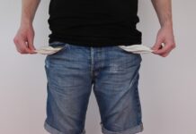 Ile pieniędzy można mieć w domu? Ile pieniędzy można mieć w domu?